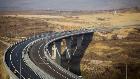 Autostrada Iaşi-Târgu Mureş bate pasul pe loc. Guvernul este obligat prin lege să o construiască, dar nu face nimic!