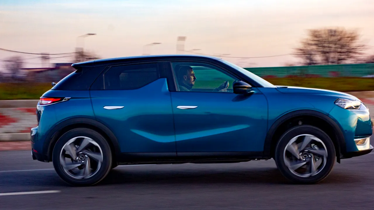 DS 3 CROSSBACK 5 