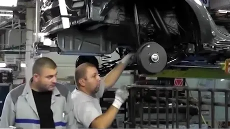 Numai angajat la Dacia să fii. Salariile cresc de două ori în 2017 [VIDEO]