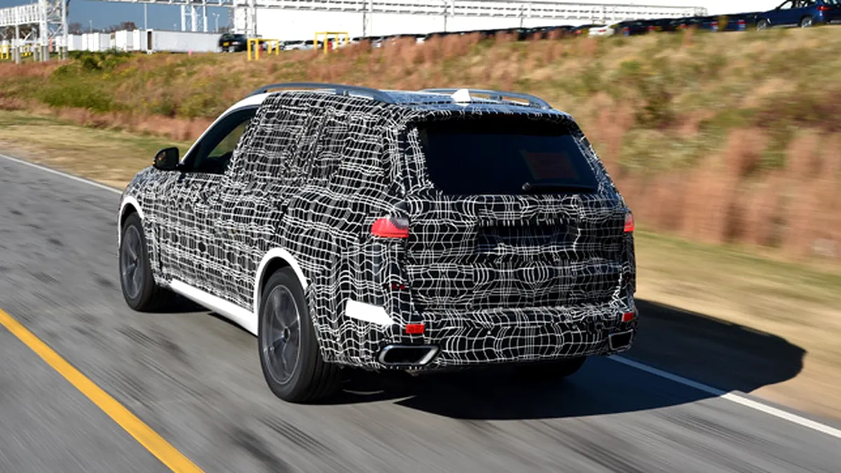A început producţia noului BMW X7 - VIDEO