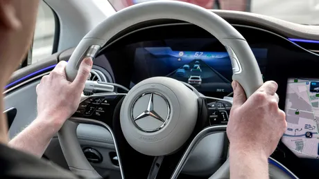 Vânzările Mercedes-Benz au suferit scăderi în al doilea trimestru din 2022