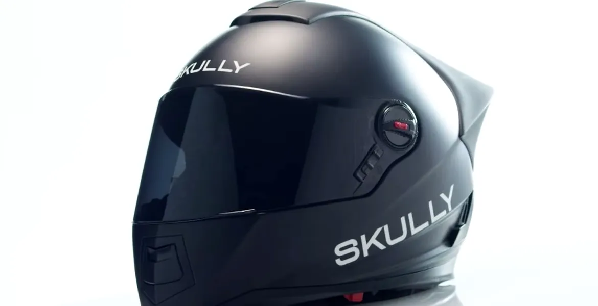 Casca moto Skully AR-1 are la fel de multă tehnologie cât are o maşină