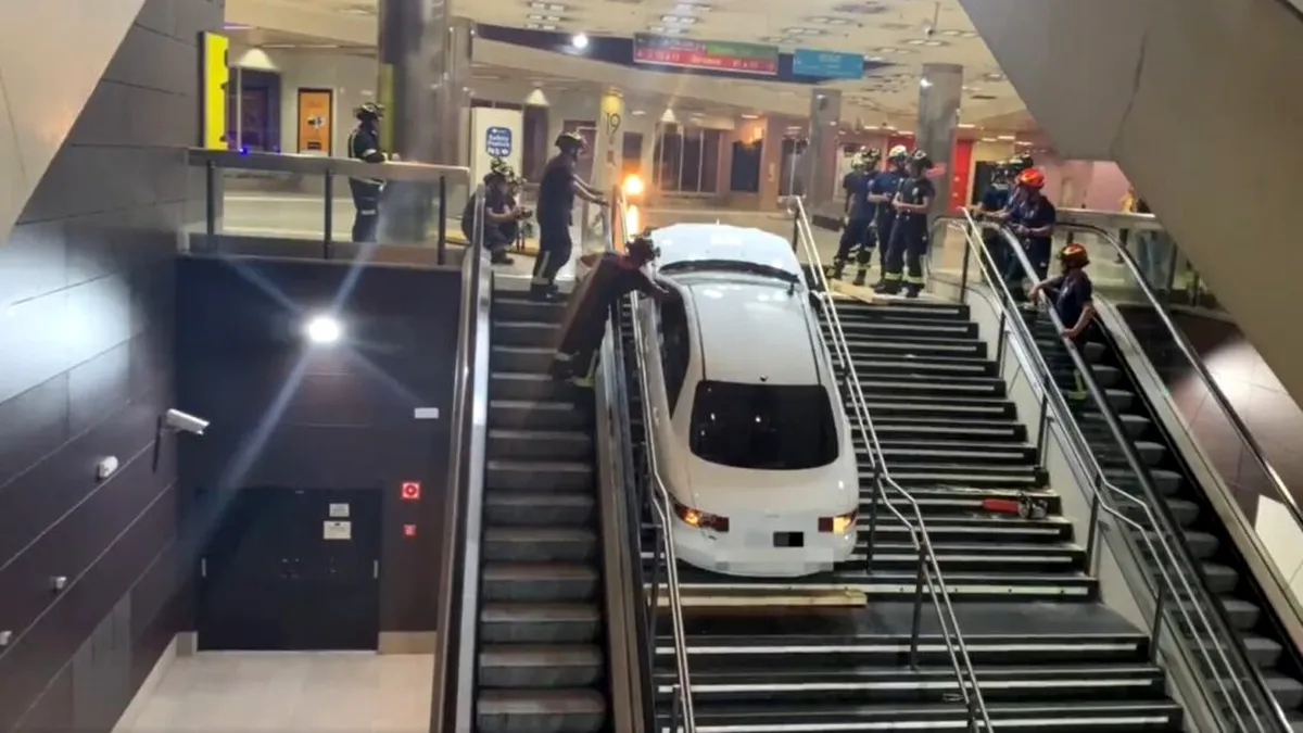 Un șofer din Madrid a rămas blocat cu mașina într-o stație de metrou după o cursă nebunească (cu video)