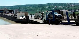 Cursa de bac Călărași – Ostrov, suspendată din cauza nivelului scăzut al Dunării