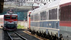 Calea ferată Brașov – Sighișoara va fi modernizată cu o finanțare de 630 de milioane de euro de la Banca Europeană de Investiții