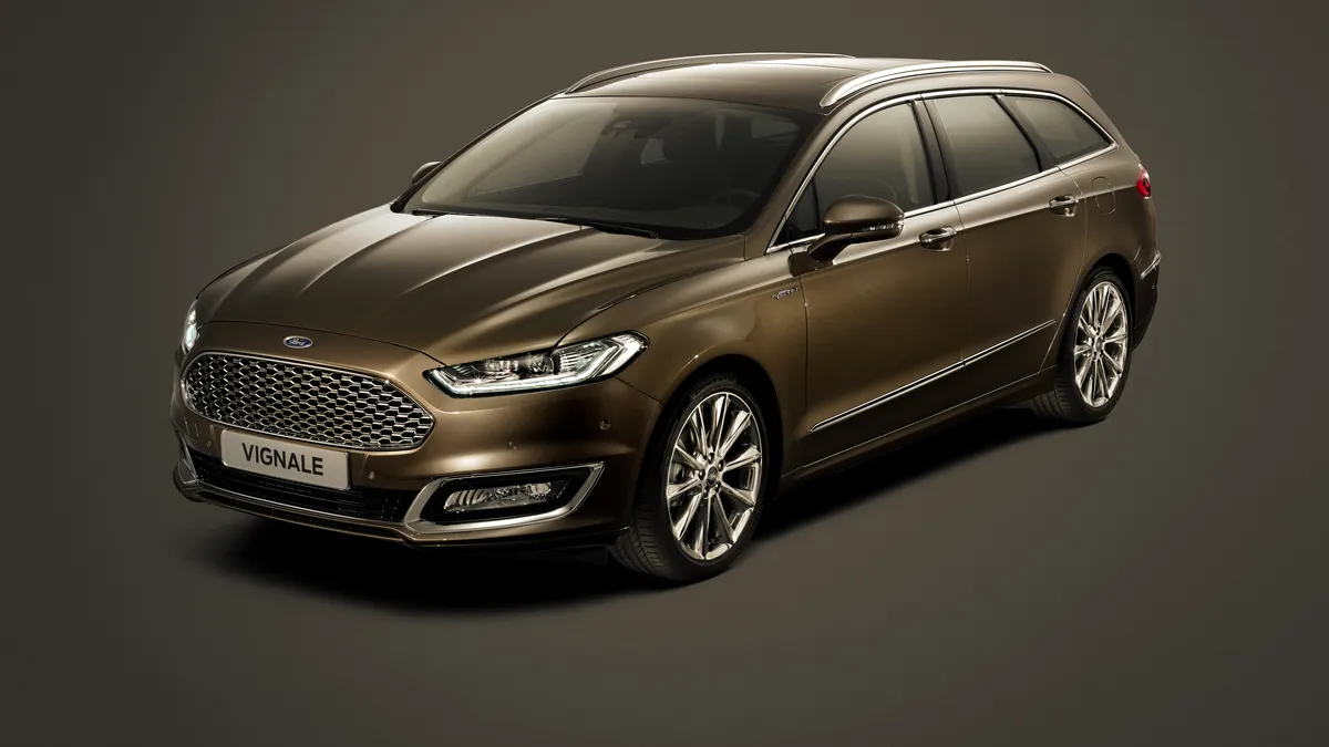 VIDEO. Ford România a lansat primele două showroomuri de lux pentru modelel Vignale