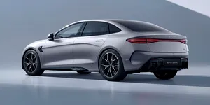 BYD Seal 2026 la Țiriac Auto: prețuri, autonomie și dotări complete pentru sedanul electric premium (P)