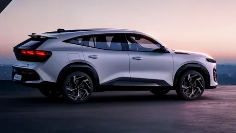 Renault lansează planul strategic „futuREady”. Dacia pregătește 4 modele electrice, iar fabricile vor folosi roboți umanoizi