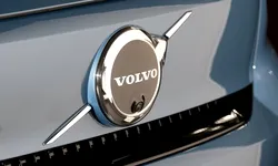 Noul Volvo ES90 va fi lansat în primăvara anului viitor. Suedezii vor să rivalizeze cu BMW i5 și Mercedes-Benz EQE