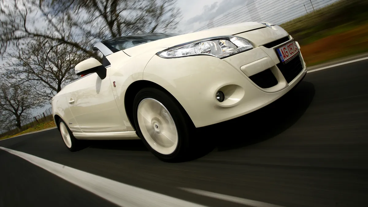 Test în premieră – Renault Megane Coupe-Cabriolet Floride 1.4 TCe