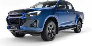 Isuzu prezintă camioneta care are atașate panouri fotovoltaice. La ce ajută acestea?