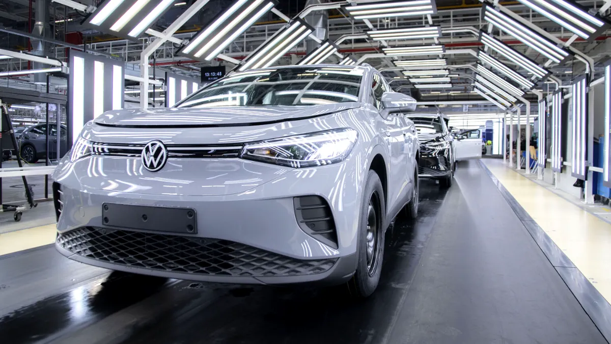 Volkswagen intră într-o perioadă de austeritate. Investițiile vor fi reduse la 160 miliarde euro