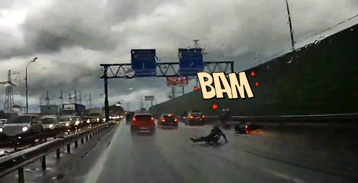 VIDEO: Bowling cu scuterul pe autostradă, în Rusia