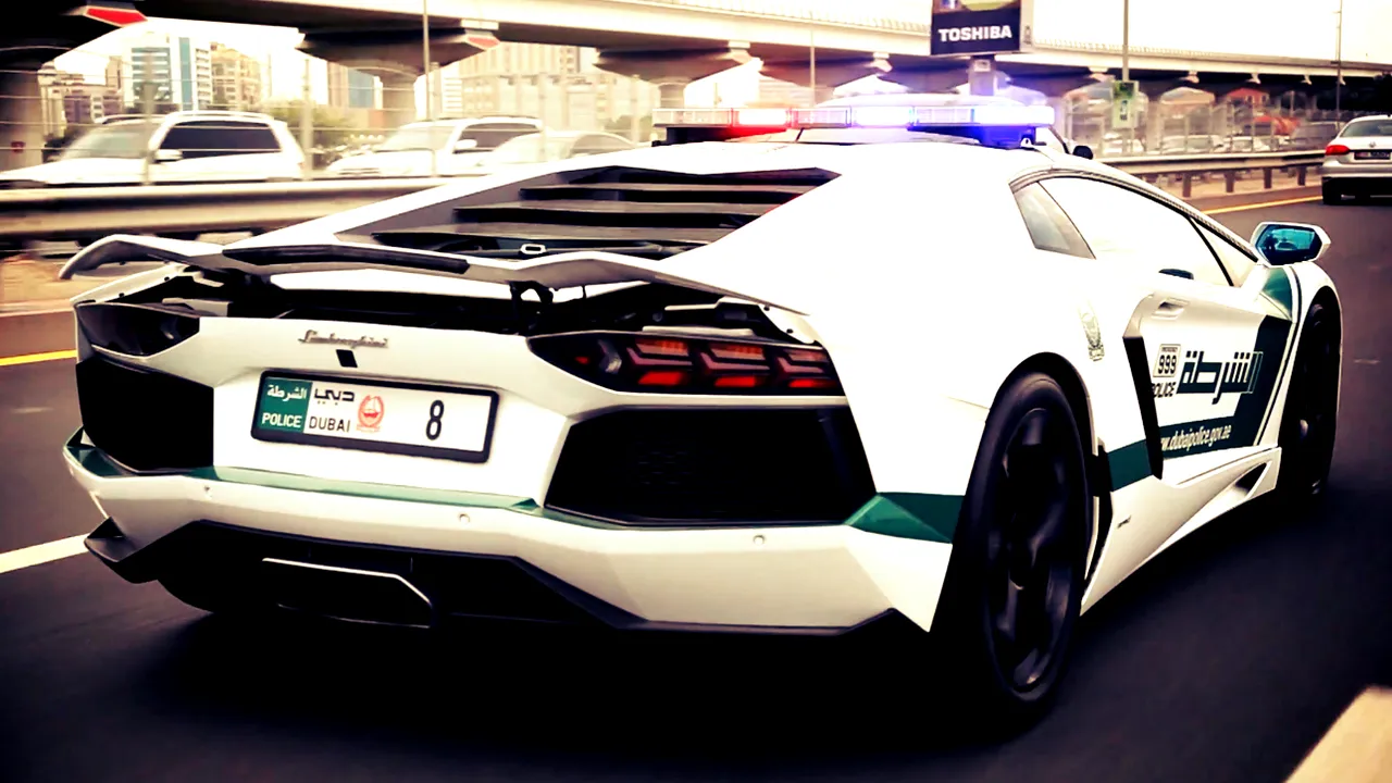 1-lambo-aventador-politie-dubai 