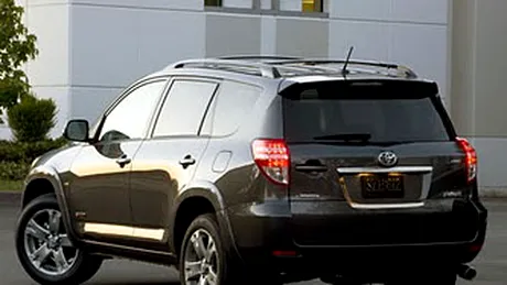Toyota suspendă vânzările din SUA