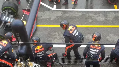 Echipa Red Bull a schimbat anvelopele lui Max Verstappen în doar 1,88 secunde - VIDEO