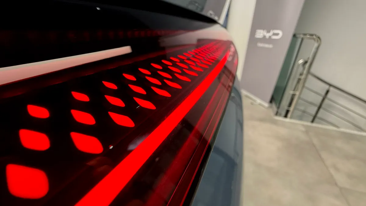 Ce modele chinezești au cumpărat românii în decembrie 2025. BYD și MG urcă rapid în top