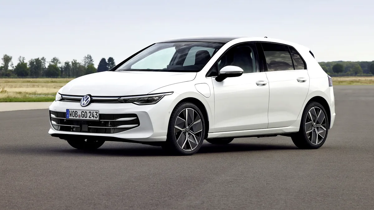 Noul Volkswagen Golf facelift este disponibil în România. Prețurile pornesc de la 23.370 de euro