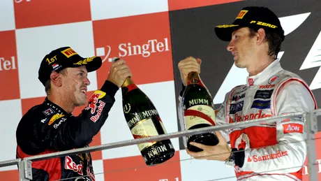 Vettel câştigă Marele Premiu din Singapore