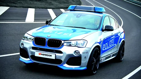 BMW X4 cu culori de Poliţie, în vizită la tunerul german AC Schnitzer