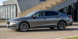Škoda Superb este disponibilă și în versiune plug-in hybrid și devine cea mai puternică versiune a hatchback-ului