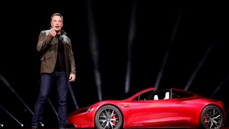 Elon Musk a devenit al şaptelea cel mai bogat om din lume