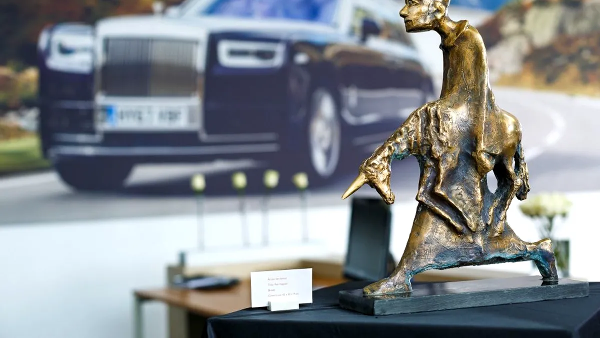 Rolls-Royce România deschide un spaţiu cultural-artistic în showroom-ul Automobile Bavaria Băneasa
