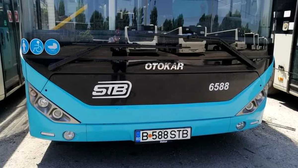 Incident într-un autobuz Otokar al STB - GALERIE FOTO