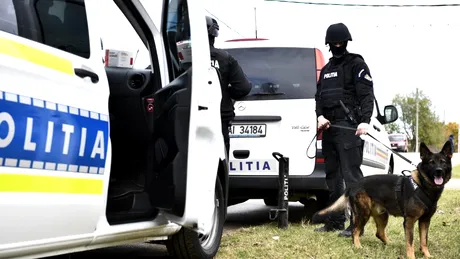 5 persoane au încercat să intre în România cu o mașină cu numere de Tracia