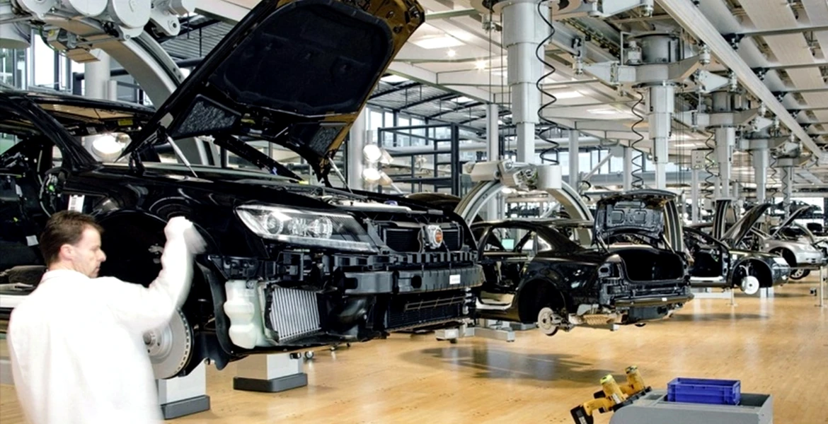 Cadou de 1 iunie – salarii mărite pentru angajaţii Volkswagen