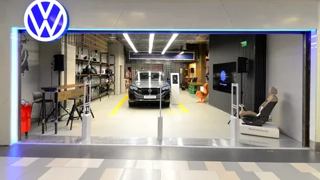Volkswagen inaugurează primul concept store auto din România. Touareg va fi primul model expus 