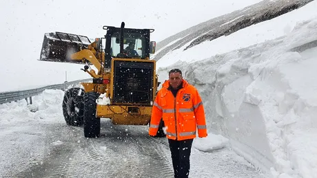 Misiune imposibilă: Deszăpezirea pe Transalpina și Transfăgărășan, afectată de căderile de zăpadă