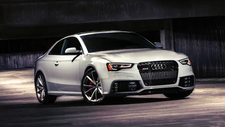 Audi RS5 Coupe Sport Exclusive ne învaţă o scurtă lecţie de marketing