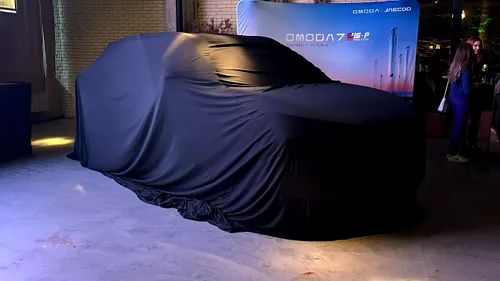 <span class='prepend'>Foto</span> | Noul Omoda 7 a fost lansat în România. Sistem plug-in hybrid și autonomie electrică de până la 90 km