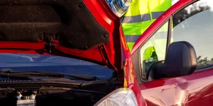 Mașina a picat inspecția tehnică: ai voie să o păstrezi fără să o folosești? După cât timp poți reface ITP în 2025