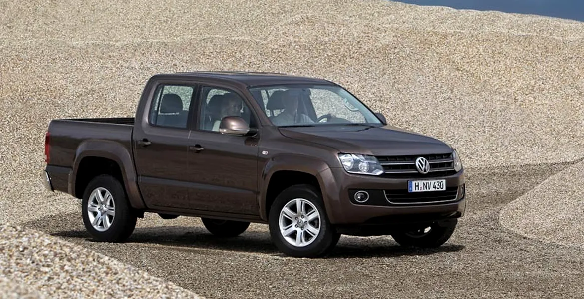 Premiul „Maşina Offroad a Anului 2013” a fost câştigat de VW Amarok