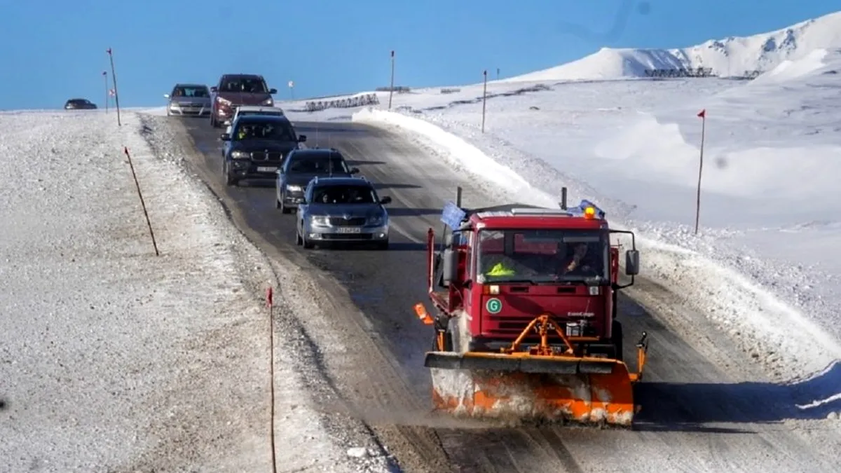 Infotrafic: strat de zăpadă pe mai multe șosele din țară