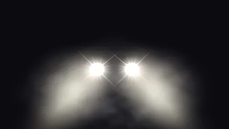 Cercetătorii au descoperit câte accidente provoacă farurile orbitoare ale mașinilor