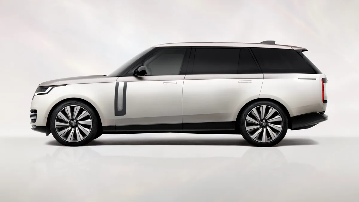Land Rover celebrează cei 250 de ani de independență ai Americii cu trei ediții speciale de Range Rover SV