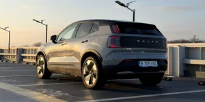 Volvo EX30 Cross Country cu 428 CP: ce primești la 47.000 de euro