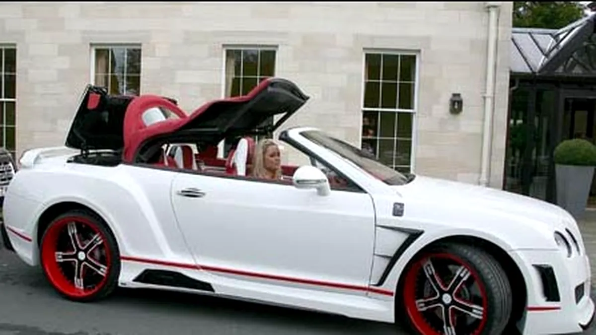 Bentley personalizat cu numele iubitei