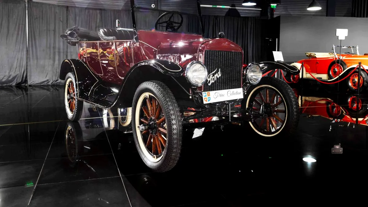 Ford Model T - Mașina care a pornit industria auto poate fi văzută la Țiriac Collection