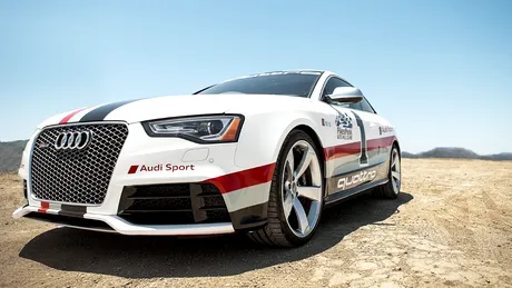 Îmbrăcat de sărbătoare: Audi RS5 ediţia Pikes Peak