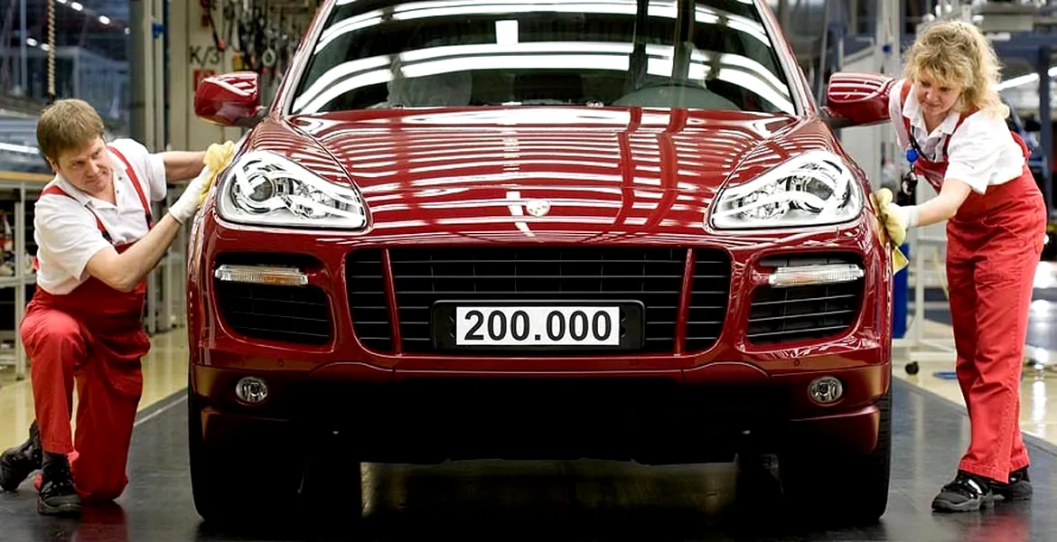 Record de vânzări Porsche