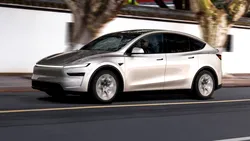 <span class='prepend'>Analiză |</span> Înmatriculările de mașini noi sunt într-o ușoară creștere, de 0,3% pentru primul semestru din 2026. Mașinile electrice, creștere semestrială de peste 75% 