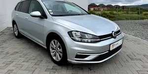 BT Leasing vinde un VW Golf, cu motor diesel și cutie automată. Ce rulaj are la un preț sub 9.000 de euro