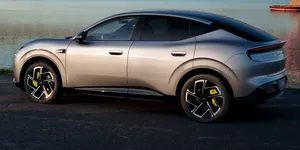 <span class='prepend'>Foto |</span> Xpeng lansează L03, cel mai nou rival pentru Tesla Model Y. Lansare simultană pe 65 de piețe, inclusiv în România, pentru SUV-ul cu 1.000 km autonomie