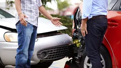 Tot mai multe mașini circulă fără asigurare auto obligatorie. ASF: Trei din zece vehicule înmatriculate nu au RCA valabil