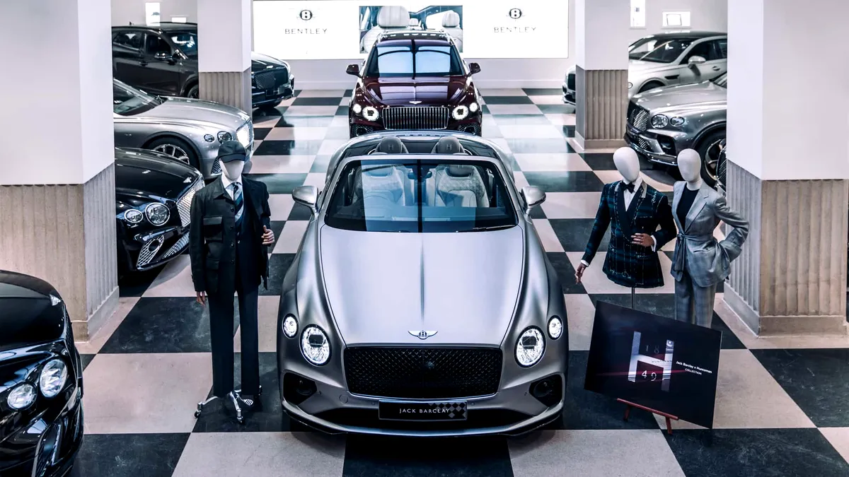 Ediție specială Huntsman pentru Bentley Continental GTC și Bentayga