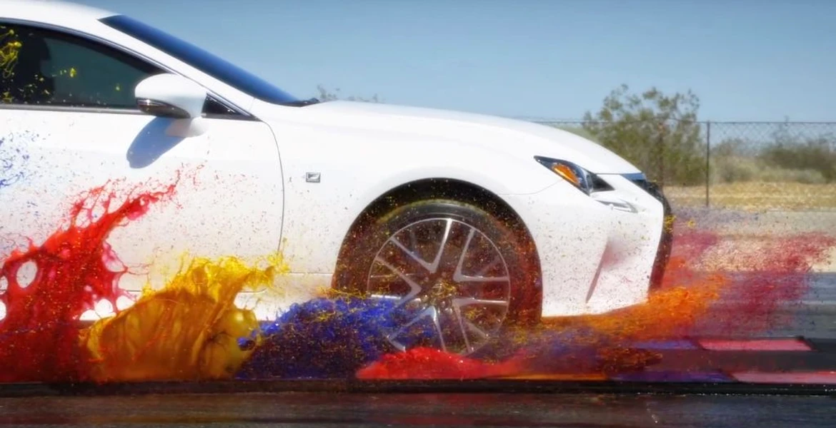 Lexus îşi prezintă sistemul AWD într-un stil foarte colorat [VIDEO]